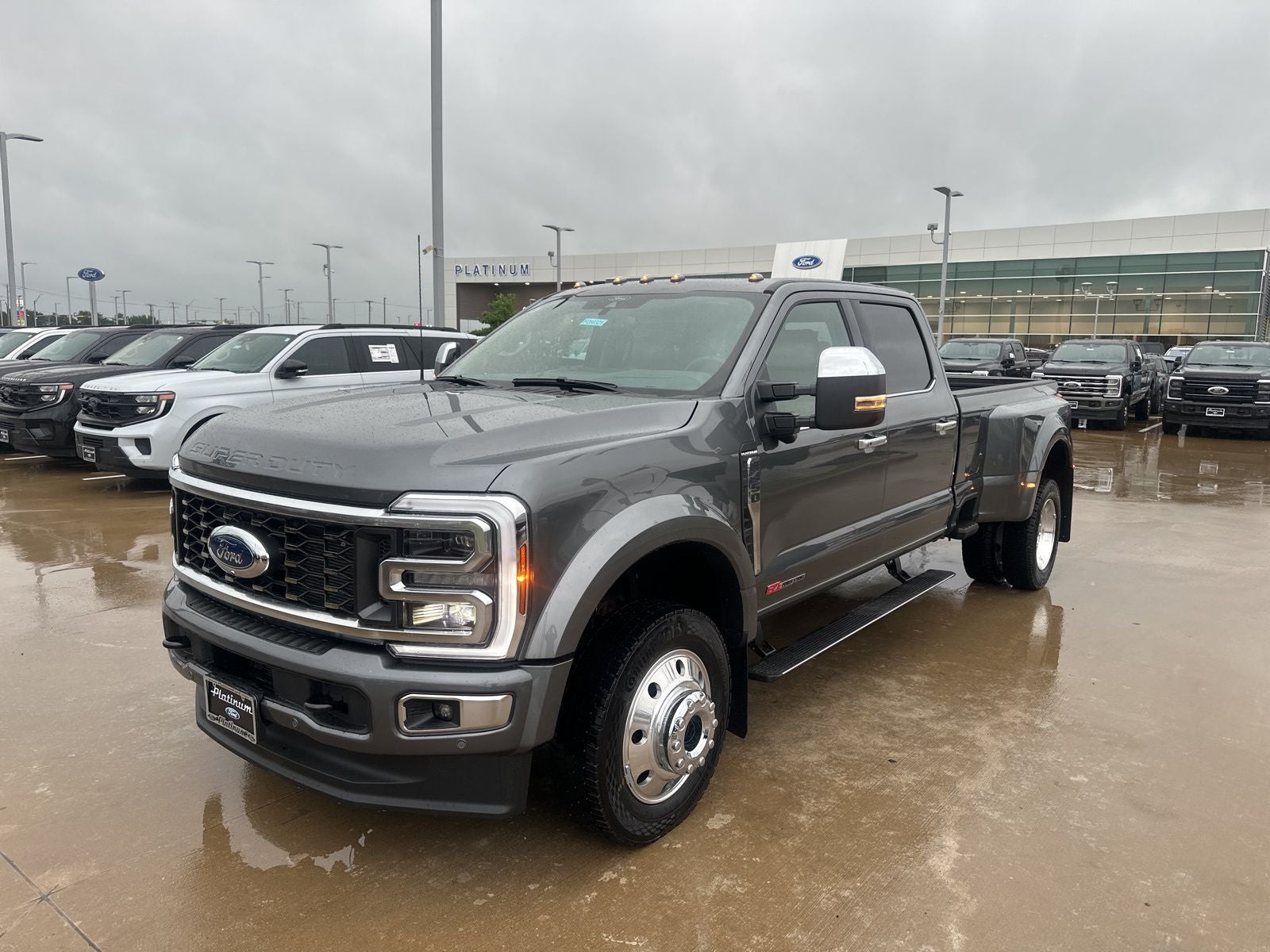 2026 Ford F-450SD Platinum DRW