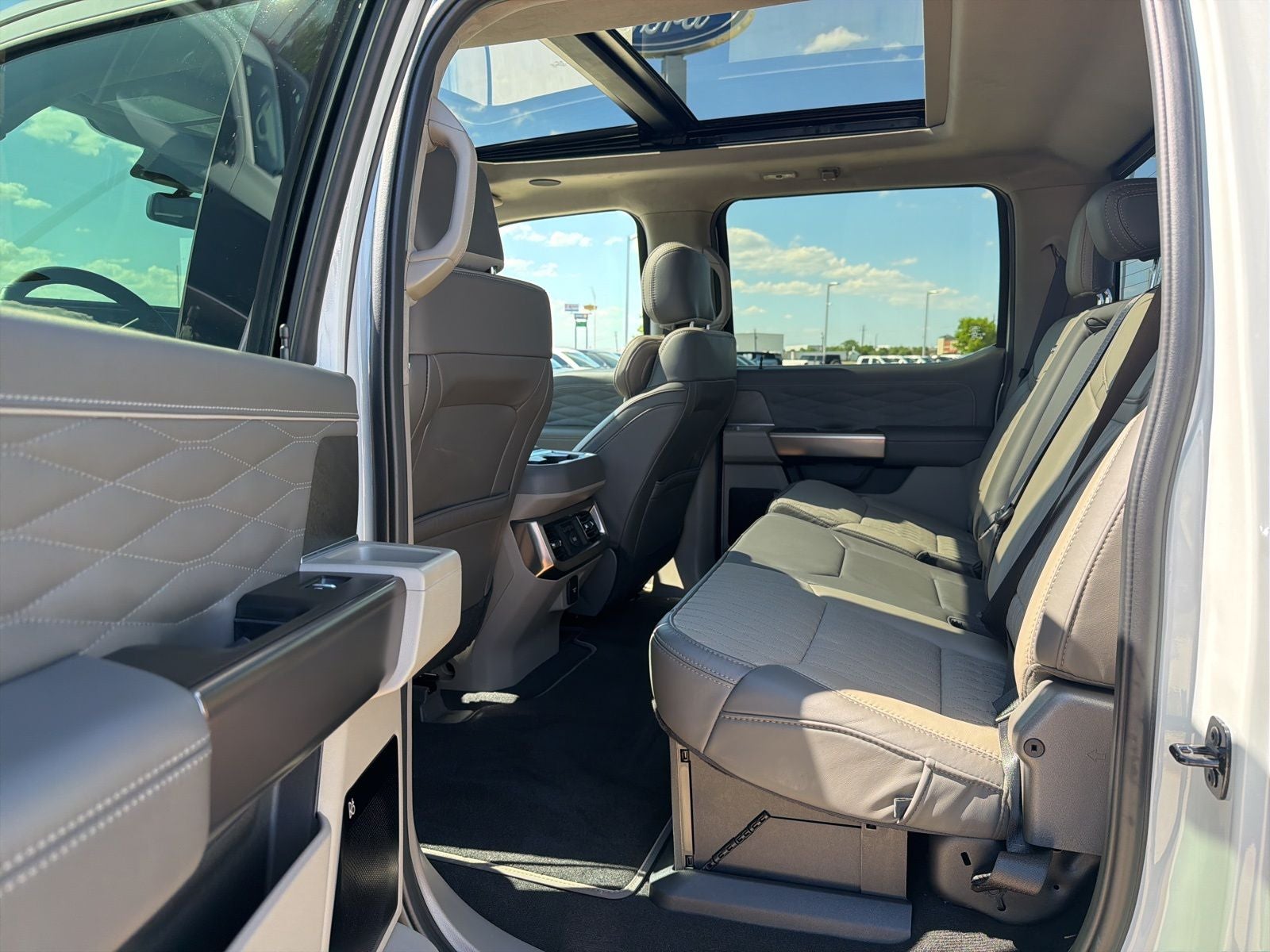 2026 Ford F-450SD Platinum DRW