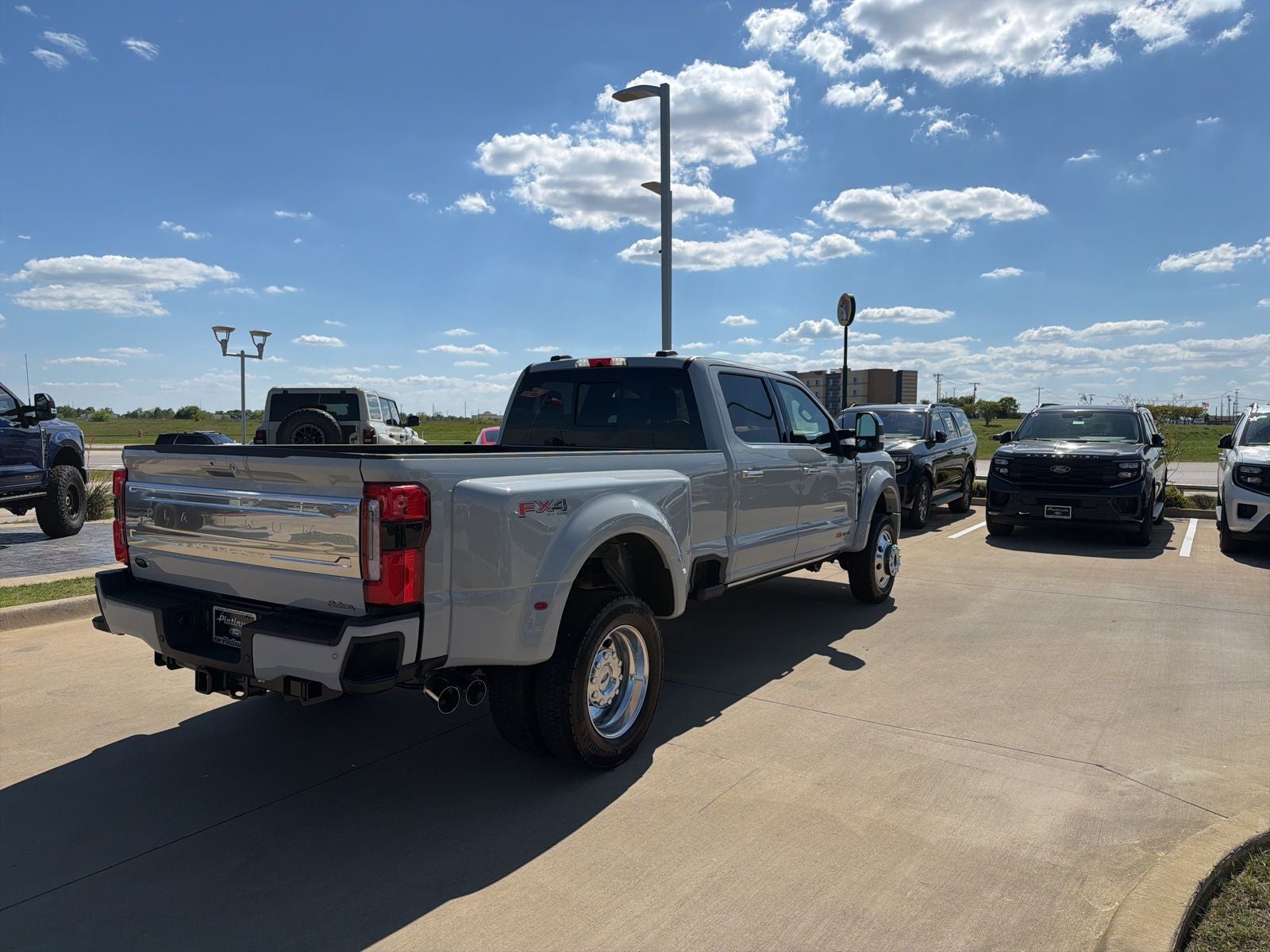 2026 Ford F-450SD Platinum DRW
