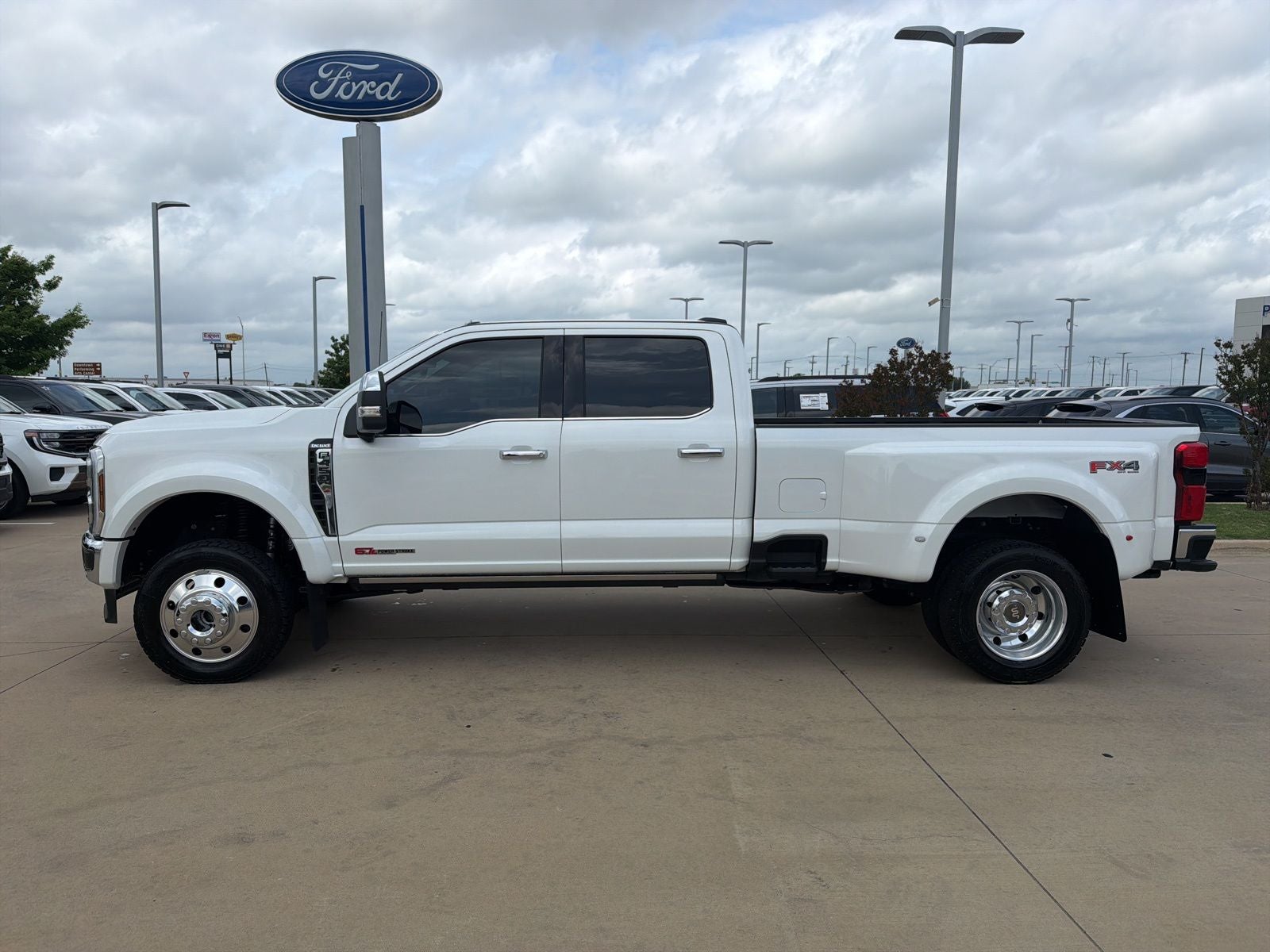 2025 Ford F-450SD King Ranch DRW