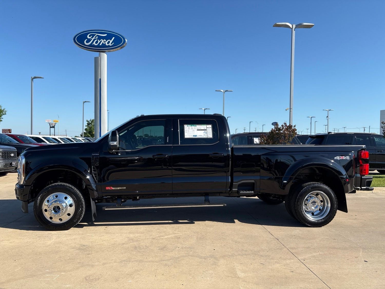 2026 Ford F-450SD Platinum DRW