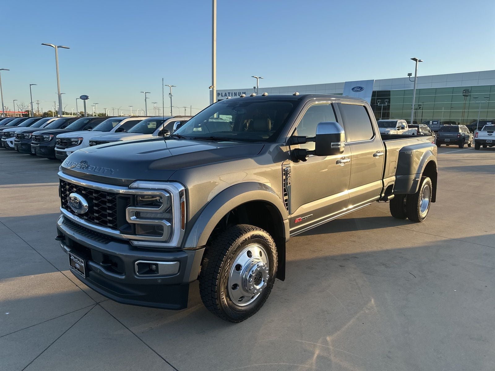 2026 Ford F-450SD Platinum DRW