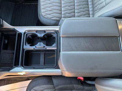 2026 Ford F-450SD Platinum DRW