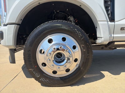 2026 Ford F-450SD Platinum DRW