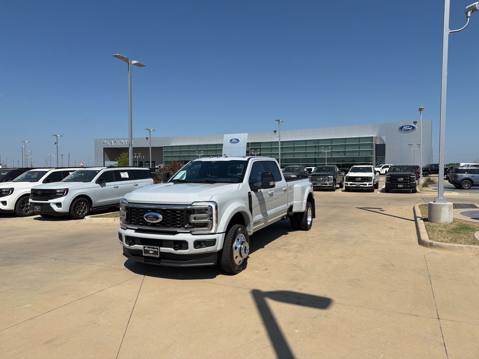 2026 Ford F-450SD Platinum DRW