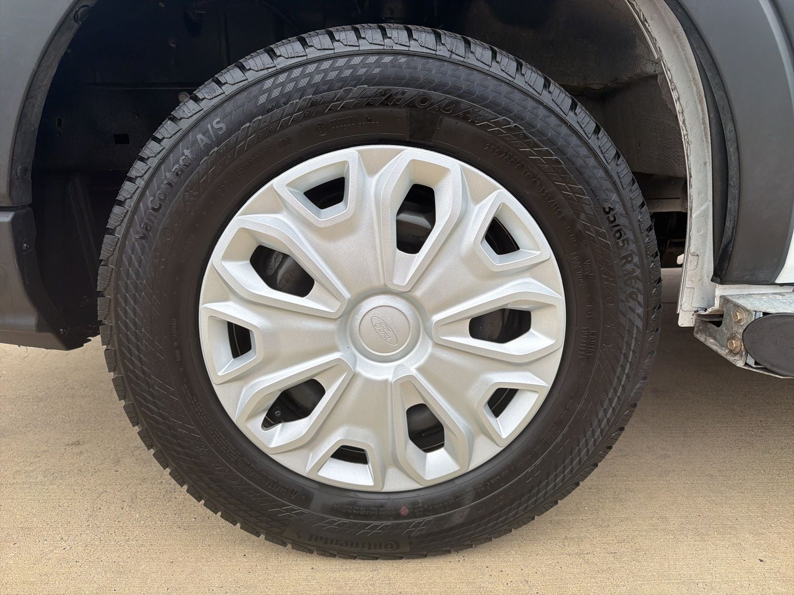 2024 Ford Transit-250 Base