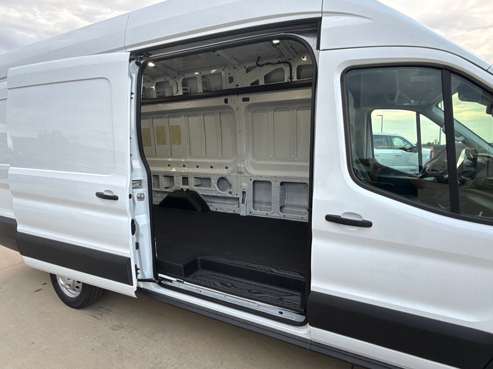 2026 Ford Transit-350 Base