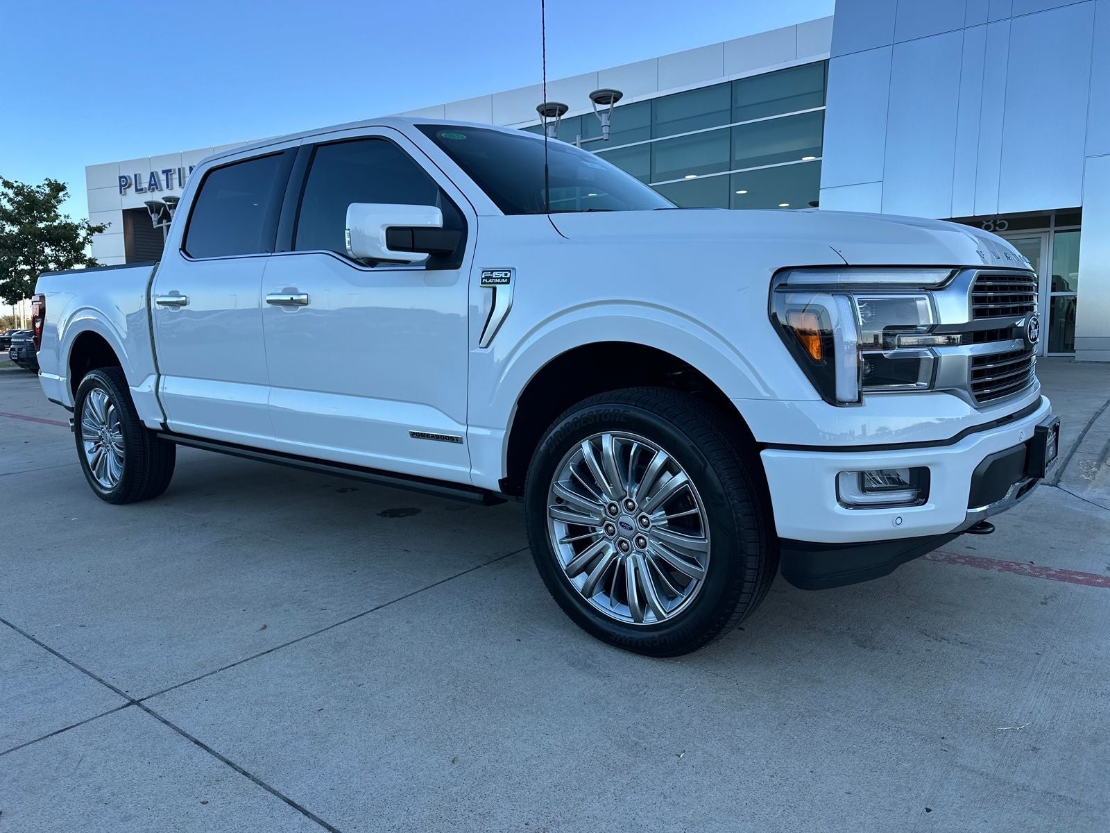 2025 Ford F-150 Platinum
