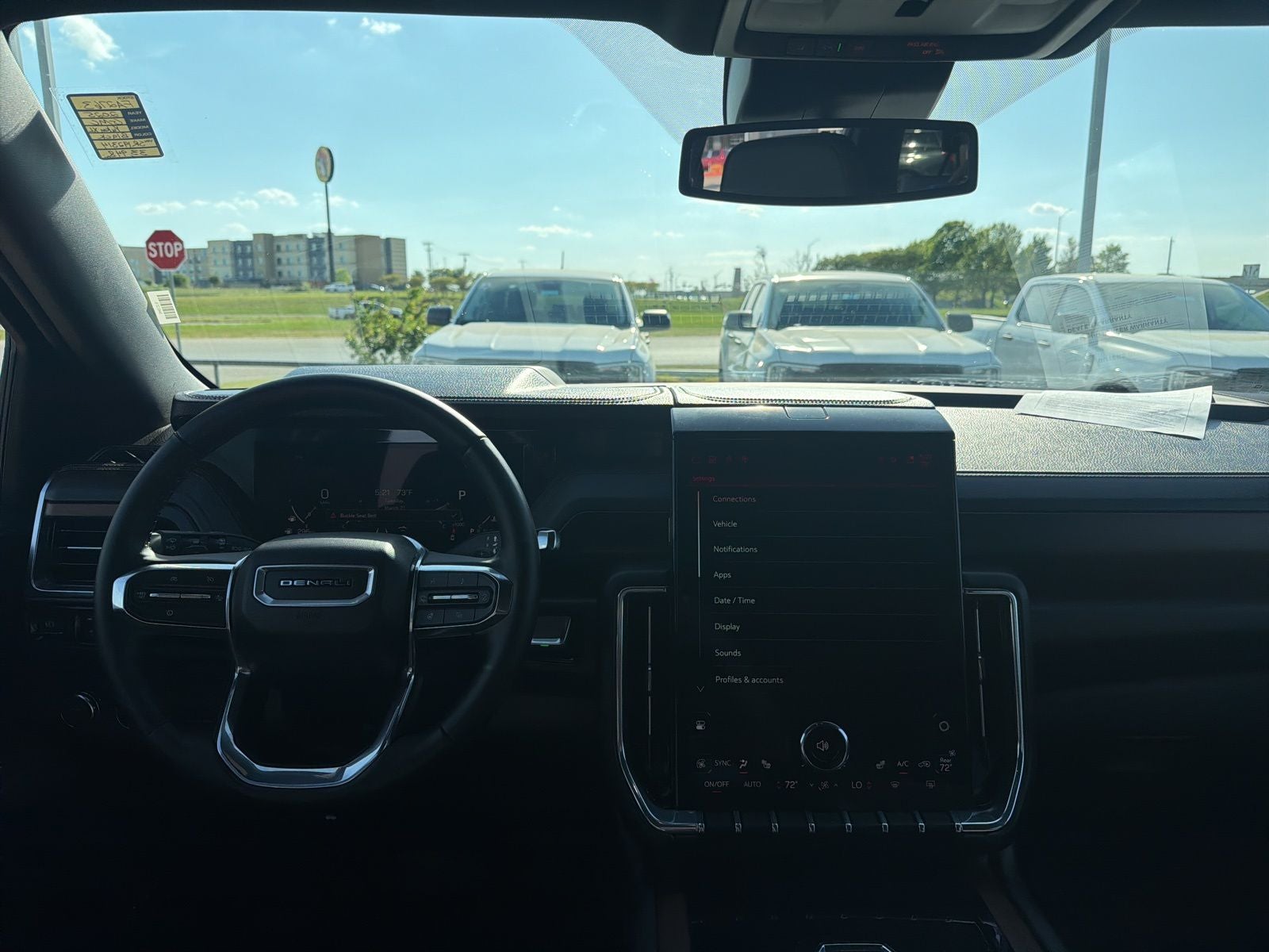 2025 GMC Yukon XL Denali