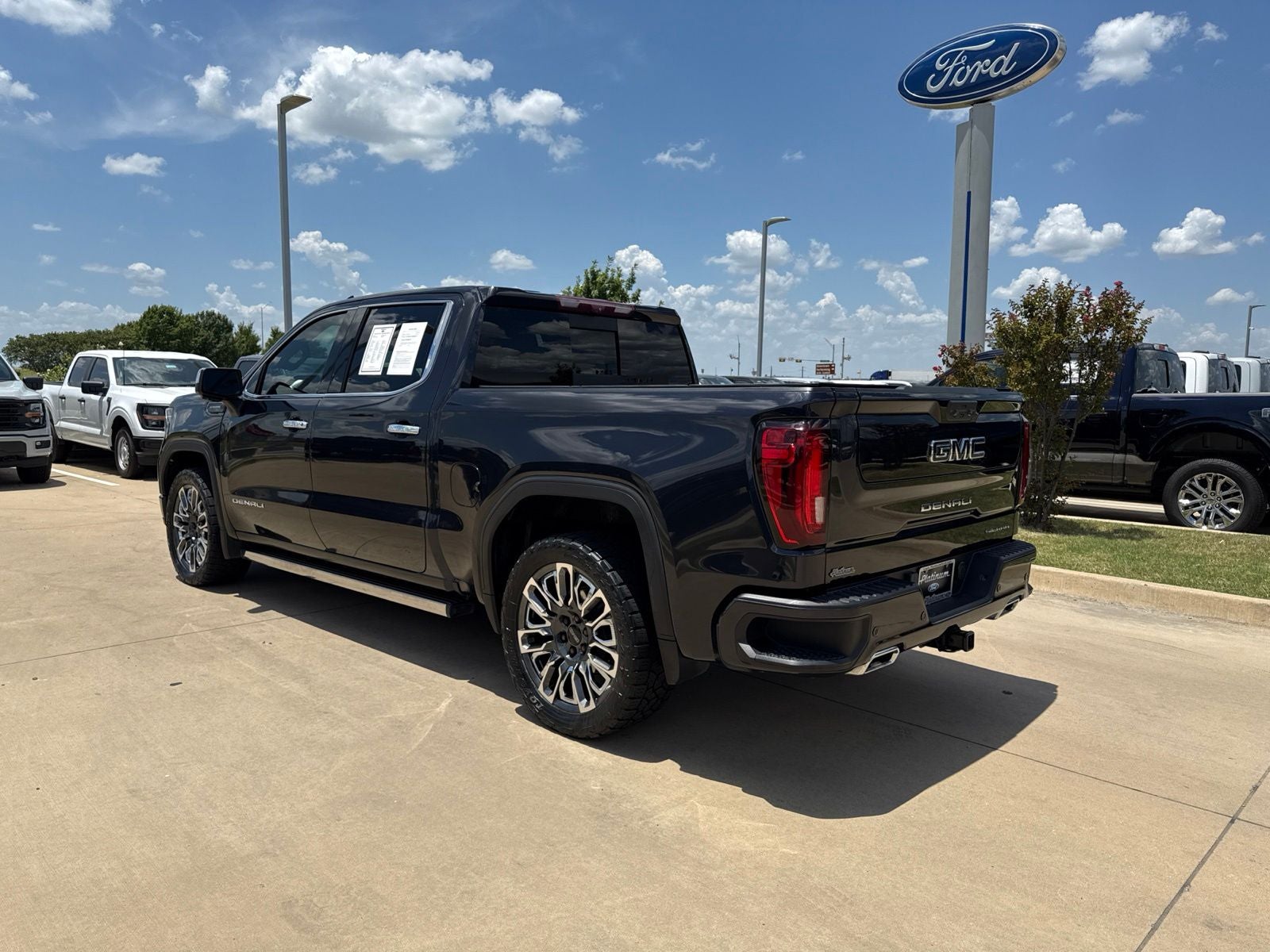 2023 GMC Sierra 1500 Denali Ultimate