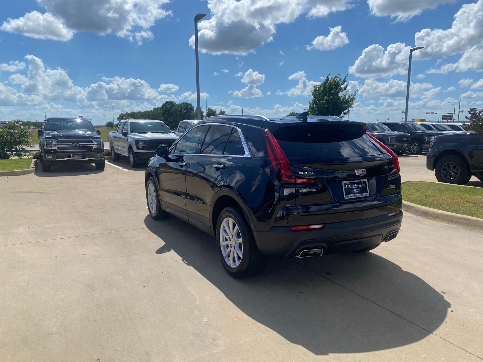 2023 Cadillac XT4 Luxury