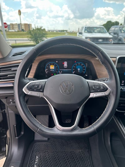 2024 Volkswagen Atlas 2.0T SE w/Technology