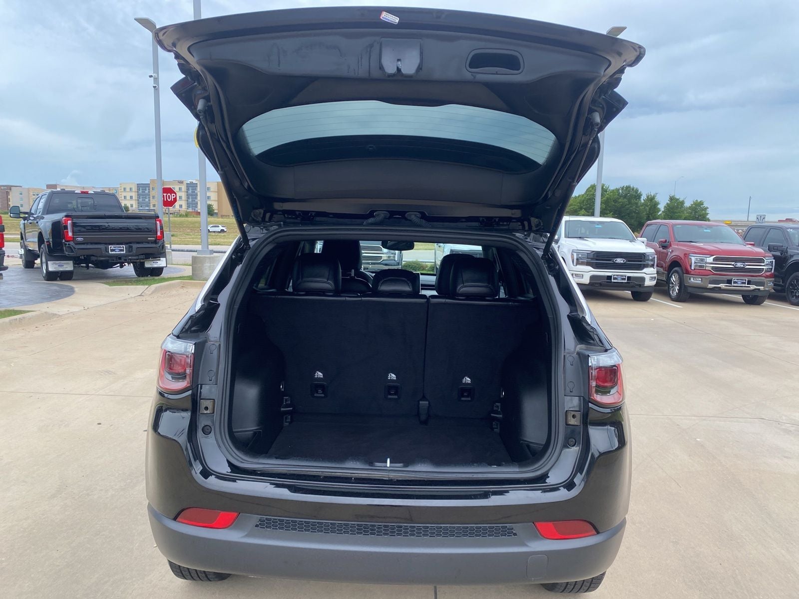 2023 Jeep Compass Latitude Lux
