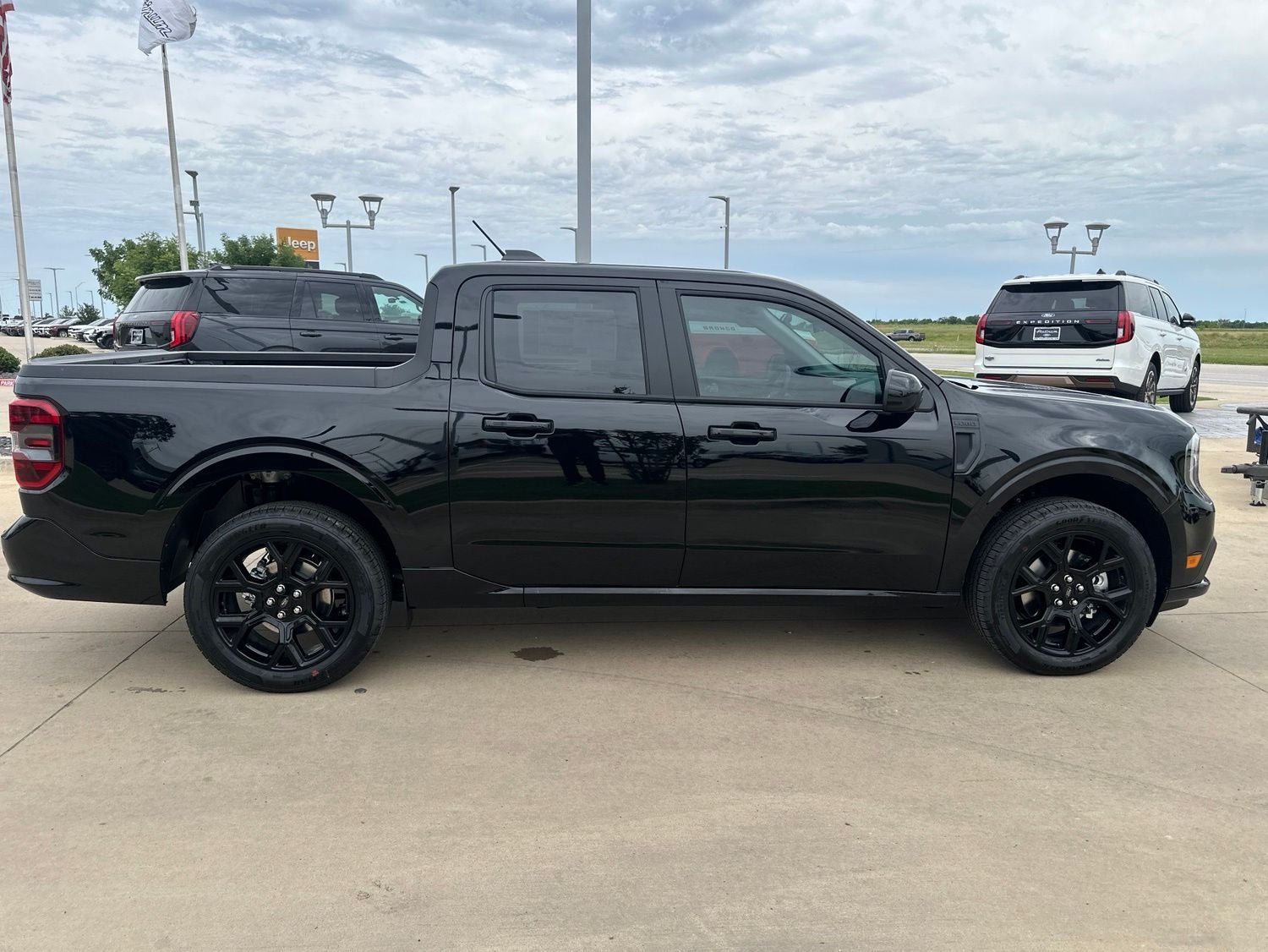 2026 Ford Maverick Lobo Standard
