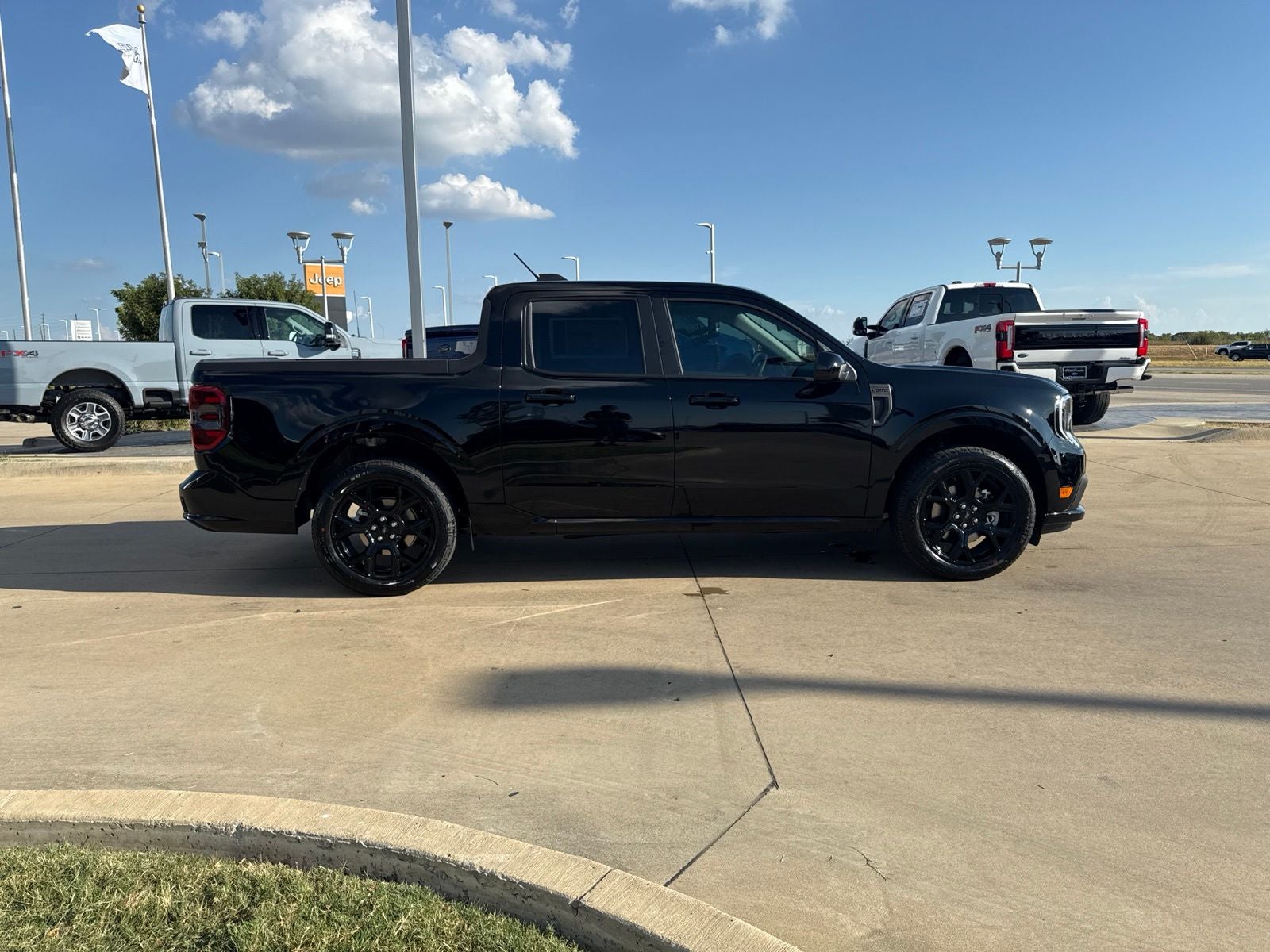 2026 Ford Maverick Lobo Standard