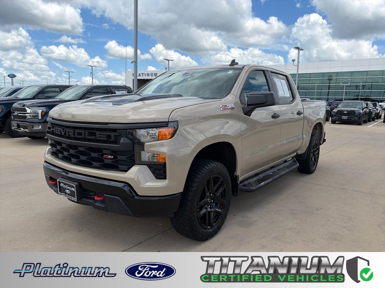 2022 Chevrolet Silverado 1500 Custom Trail Boss