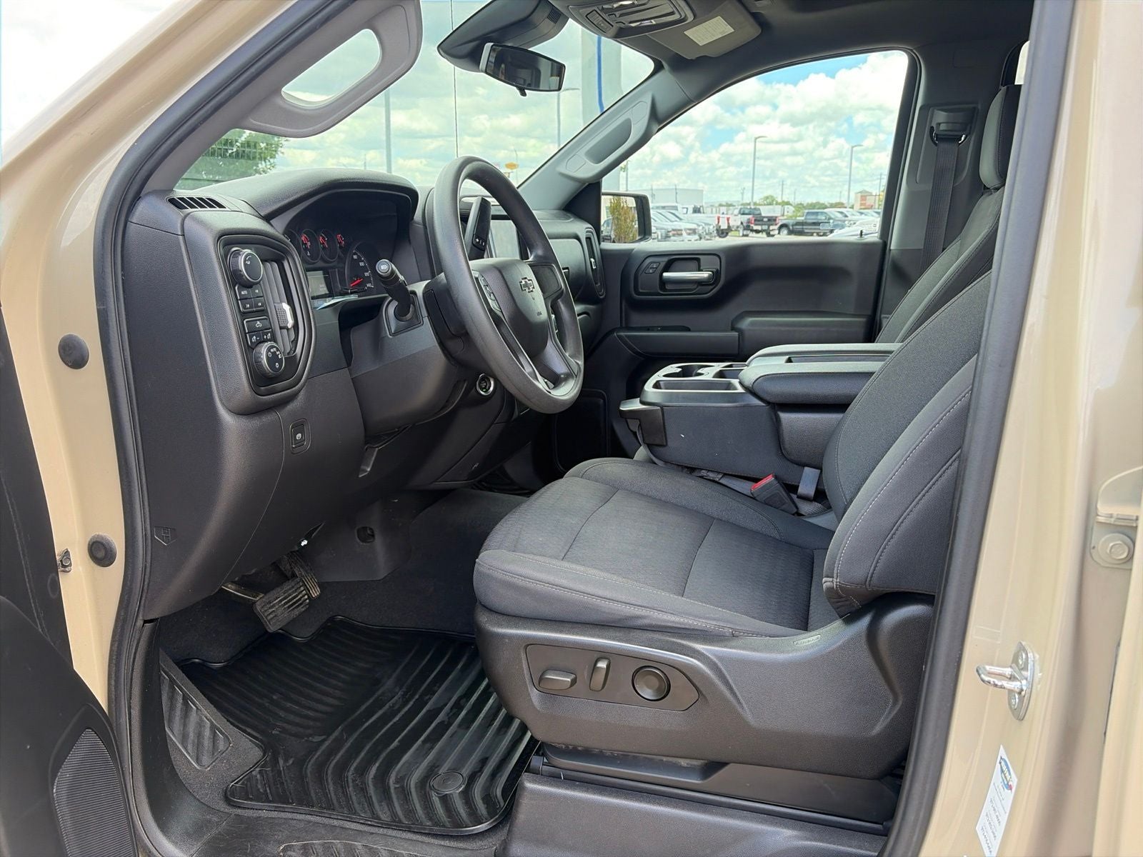 2022 Chevrolet Silverado 1500 Custom Trail Boss