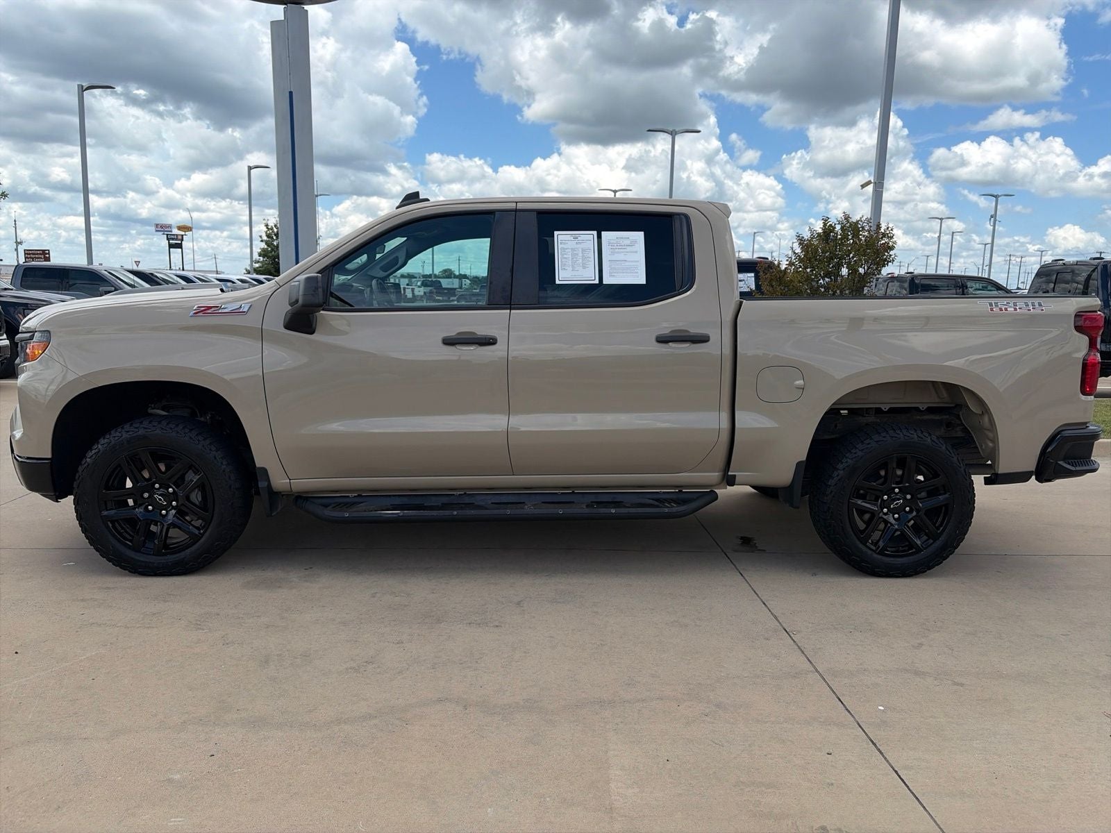 2022 Chevrolet Silverado 1500 Custom Trail Boss