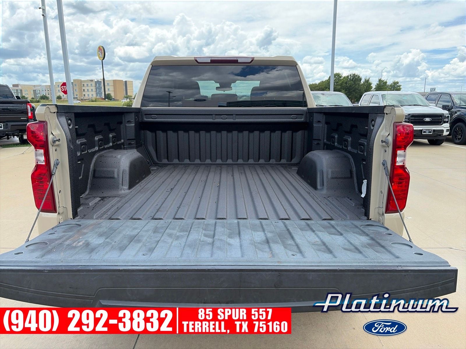 2022 Chevrolet Silverado 1500 Custom Trail Boss