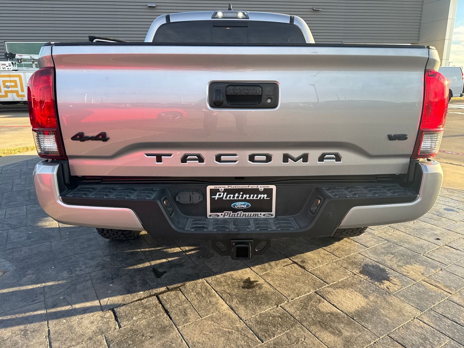 2020 Toyota Tacoma SR5 V6