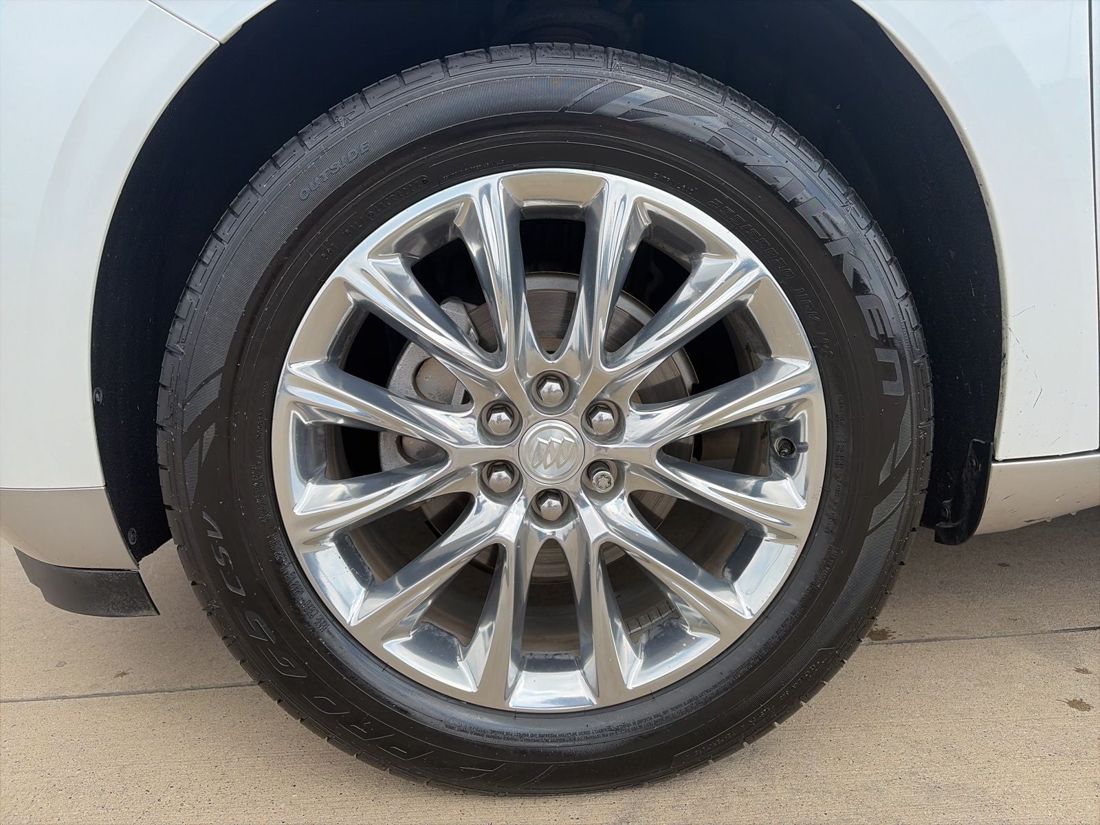 2019 Buick Enclave Essence