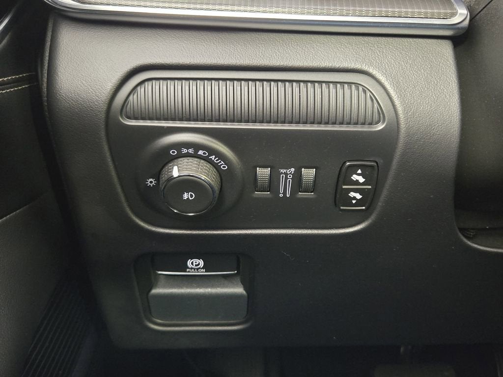 2024 Jeep Grand Wagoneer Series II Obsidian