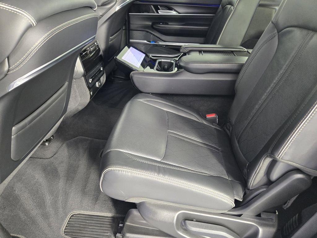 2024 Jeep Grand Wagoneer Series II Obsidian