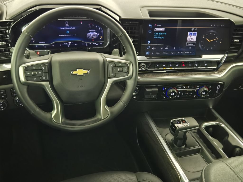 2025 Chevrolet Silverado 1500 LTZ