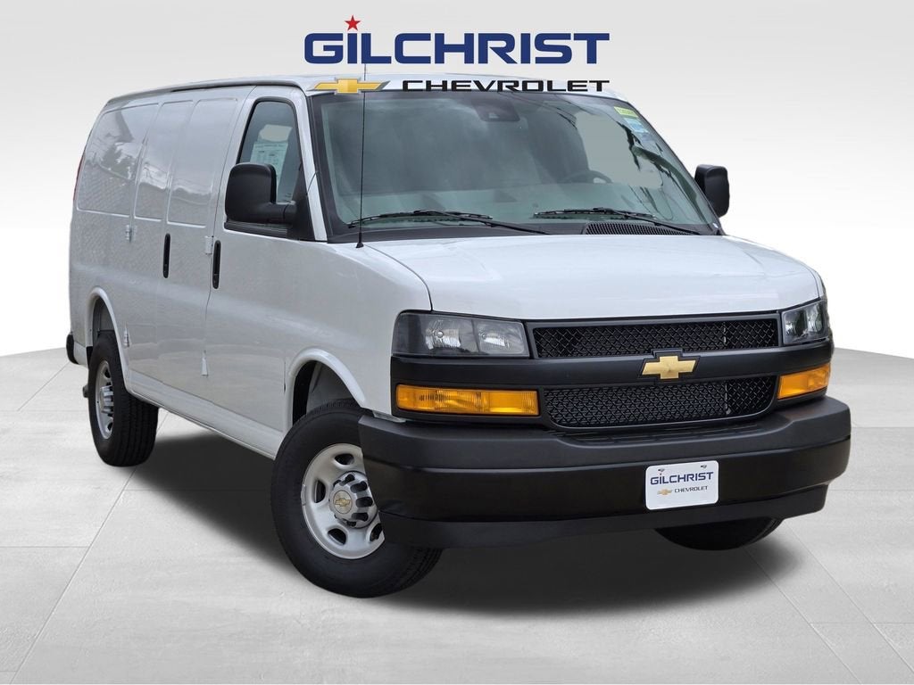 2026 Chevrolet Express Cargo WT
