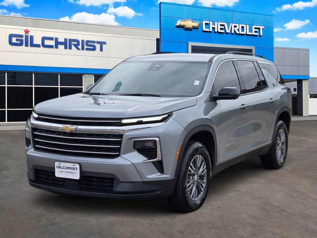 2024 Chevrolet Traverse LT