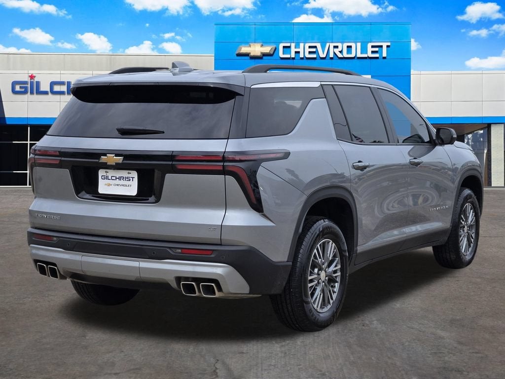 2024 Chevrolet Traverse LT