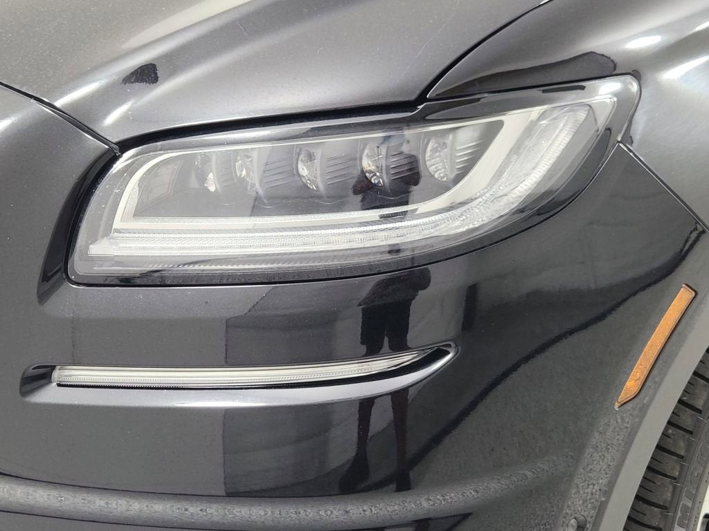 2022 Lincoln Nautilus Black Label