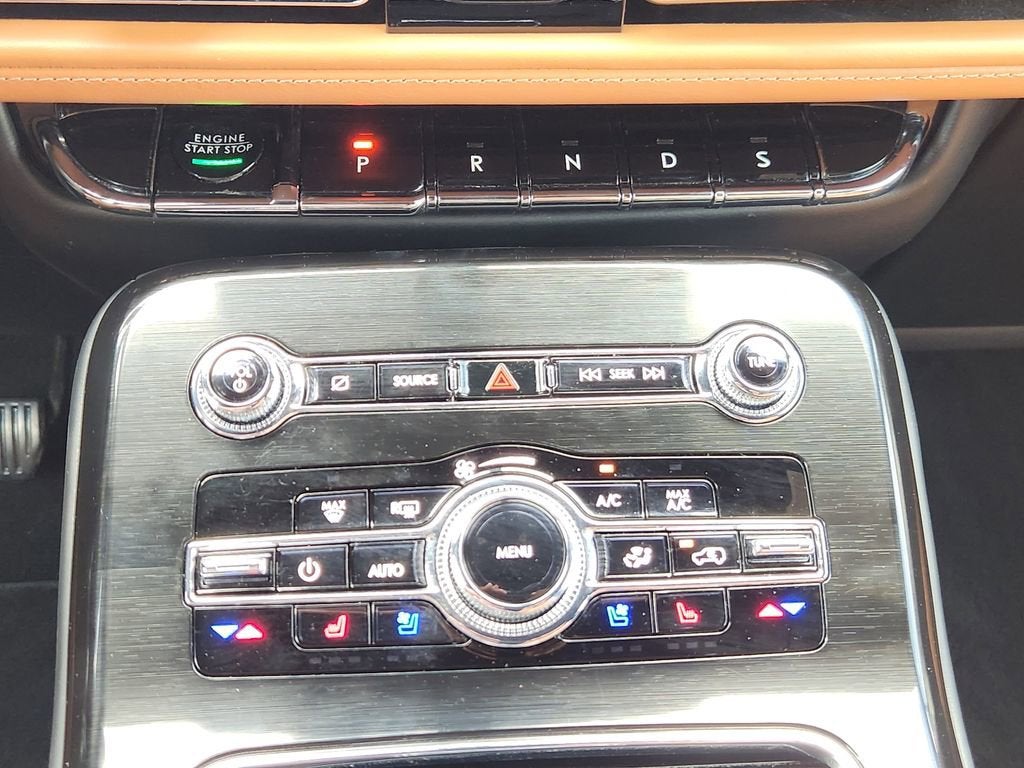 2022 Lincoln Nautilus Black Label