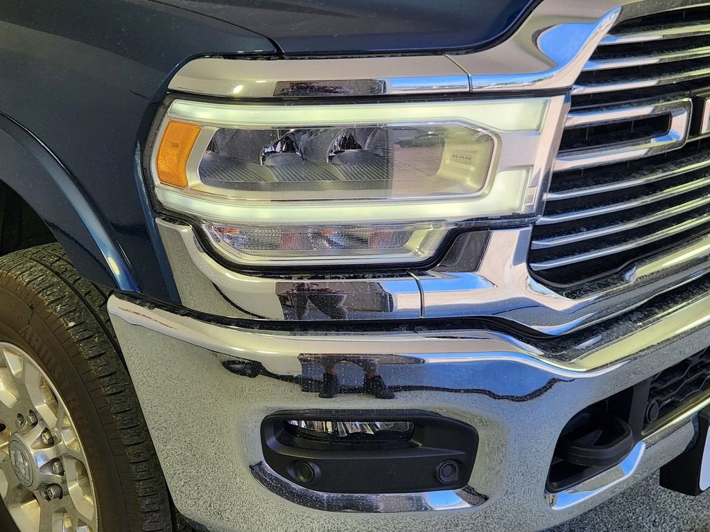 2022 RAM 3500 Laramie