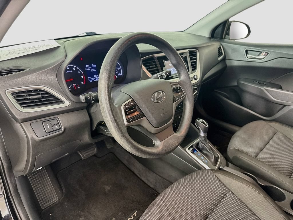 2022 Hyundai Accent SE