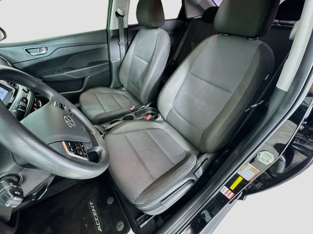 2022 Hyundai Accent SE