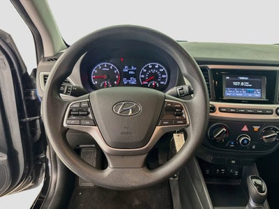2022 Hyundai Accent SE