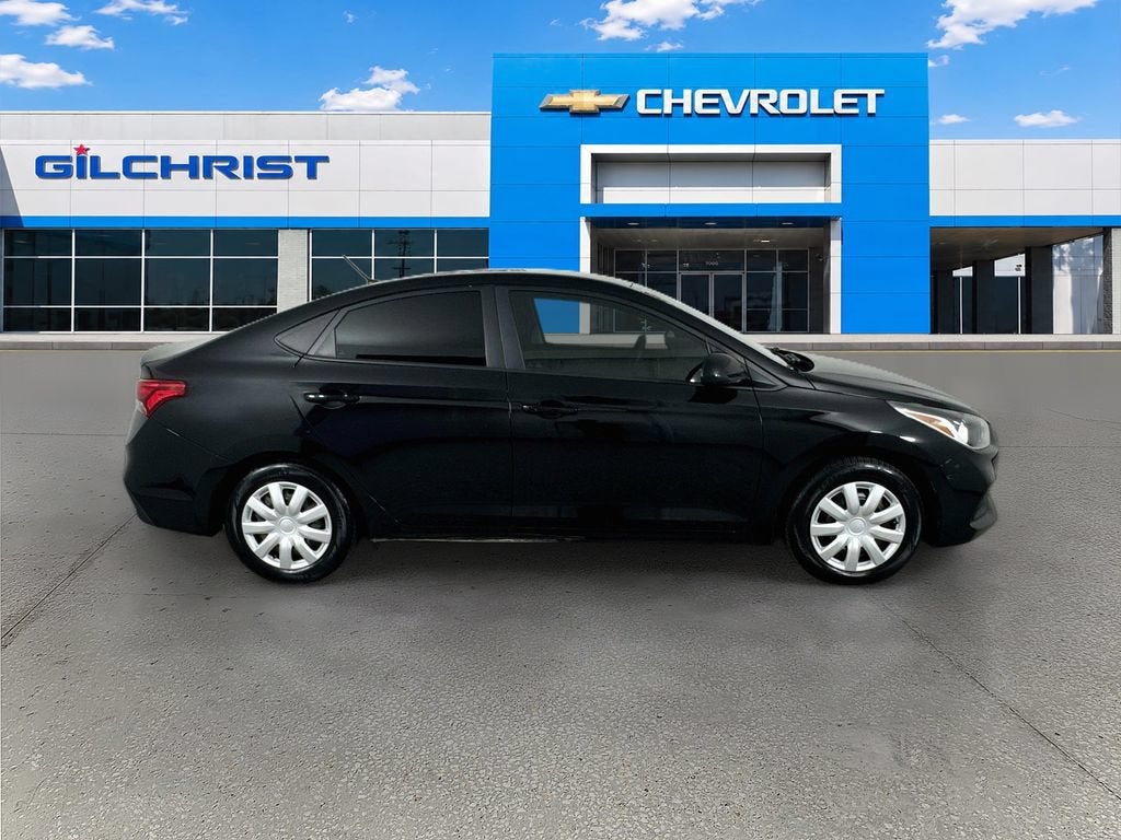 2022 Hyundai Accent SE