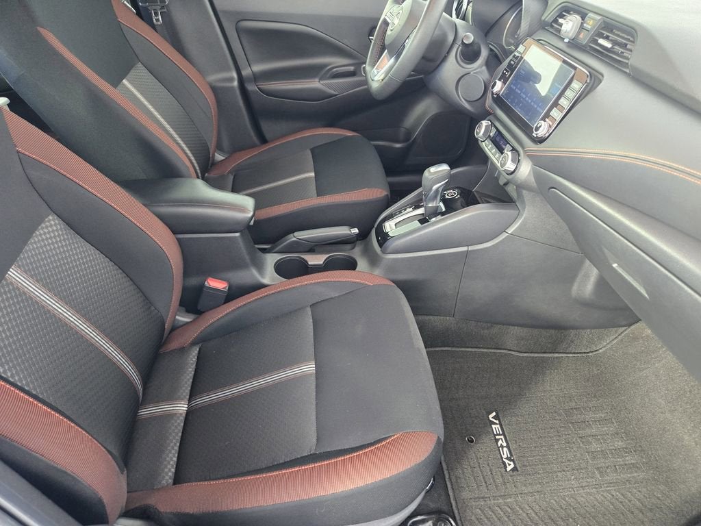 2023 Nissan Versa SR