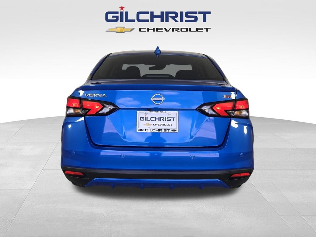 2023 Nissan Versa SR