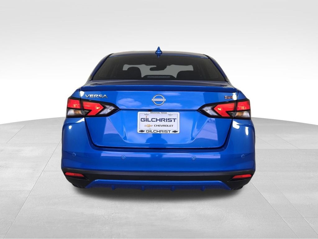 2023 Nissan Versa SR