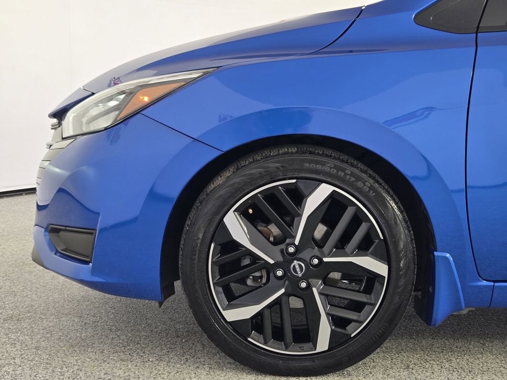 2023 Nissan Versa SR