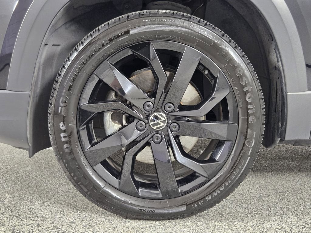 2023 Volkswagen Taos SE