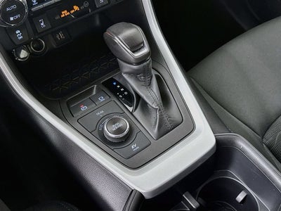 2023 Toyota RAV4 Hybrid SE