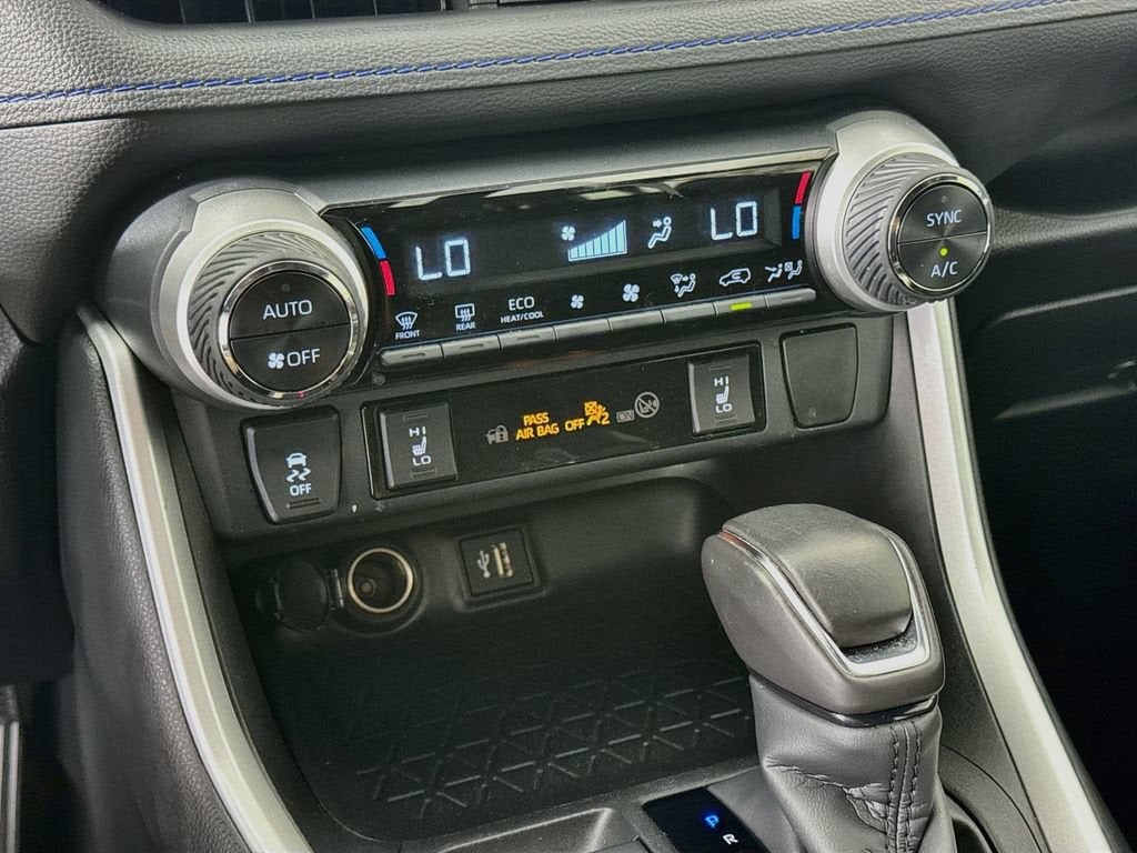 2023 Toyota RAV4 Hybrid SE