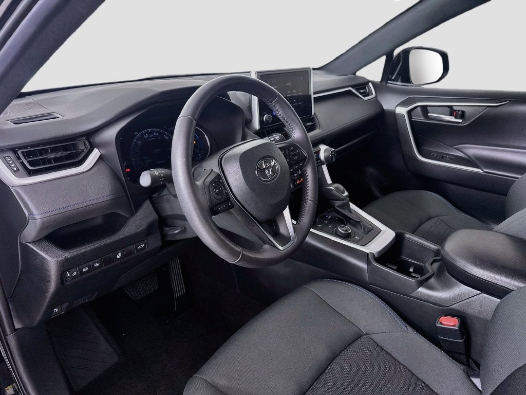 2023 Toyota RAV4 Hybrid SE