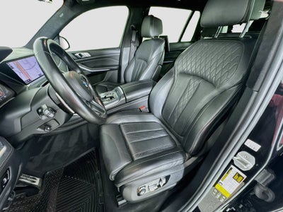 2020 BMW X7 M50i