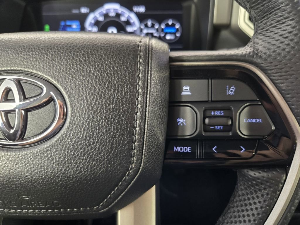 2024 Toyota Sequoia SR5