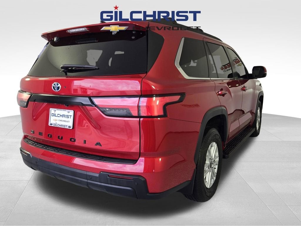 2024 Toyota Sequoia SR5