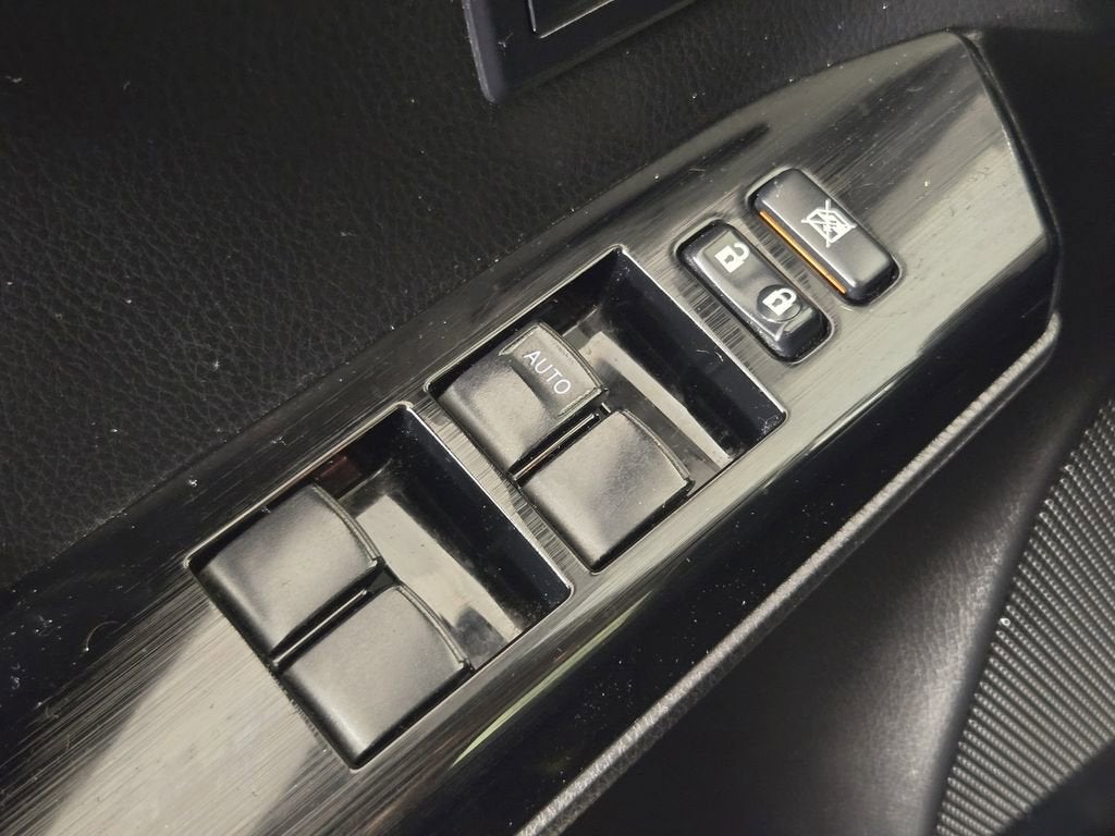 2017 Toyota RAV4 Hybrid Limited